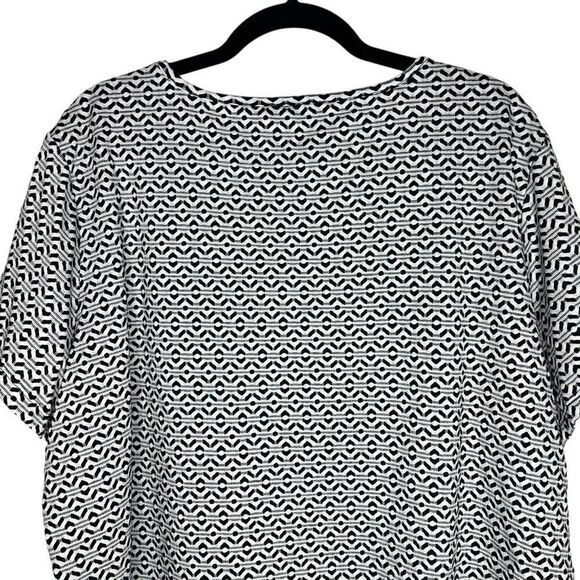 Calvin Klein Black White Textured Print Short Sleeve Blouse 2X - Picture 8 of 10